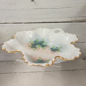 Hand Painted Porcelain Ruffled Bowl Blueberry Floral Gold Trim Signd Edna Lowery